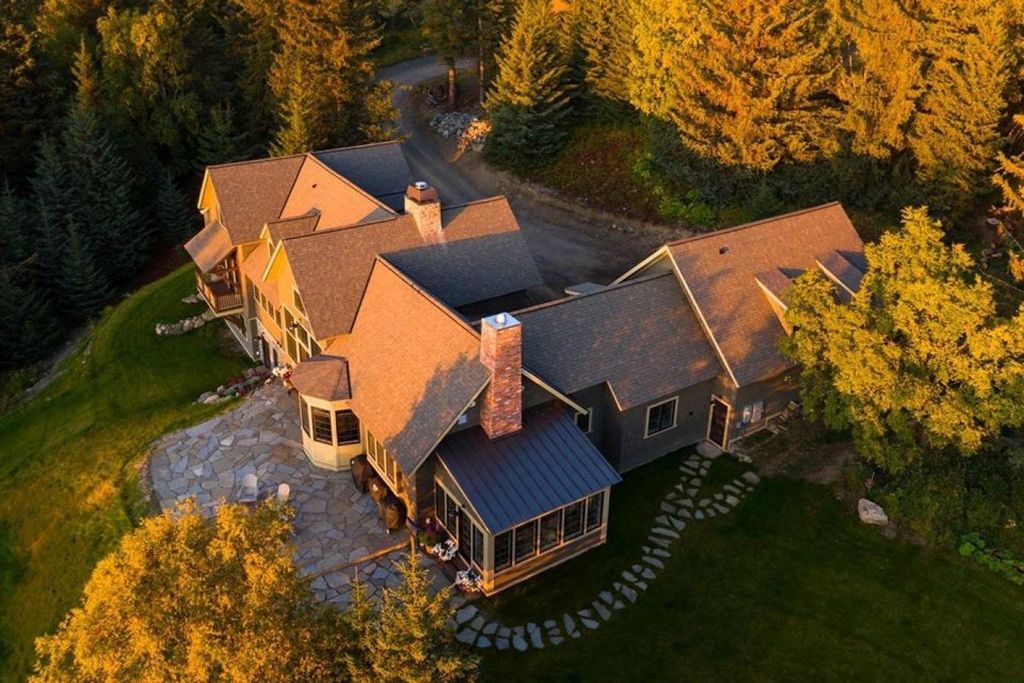 7 bedroom luxury House for sale in Anchorage, Alaska