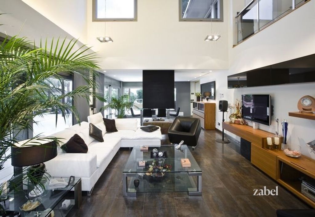 Villa / Chalet de 775 m2 en venta en La Eliana, España - 130977932 ...