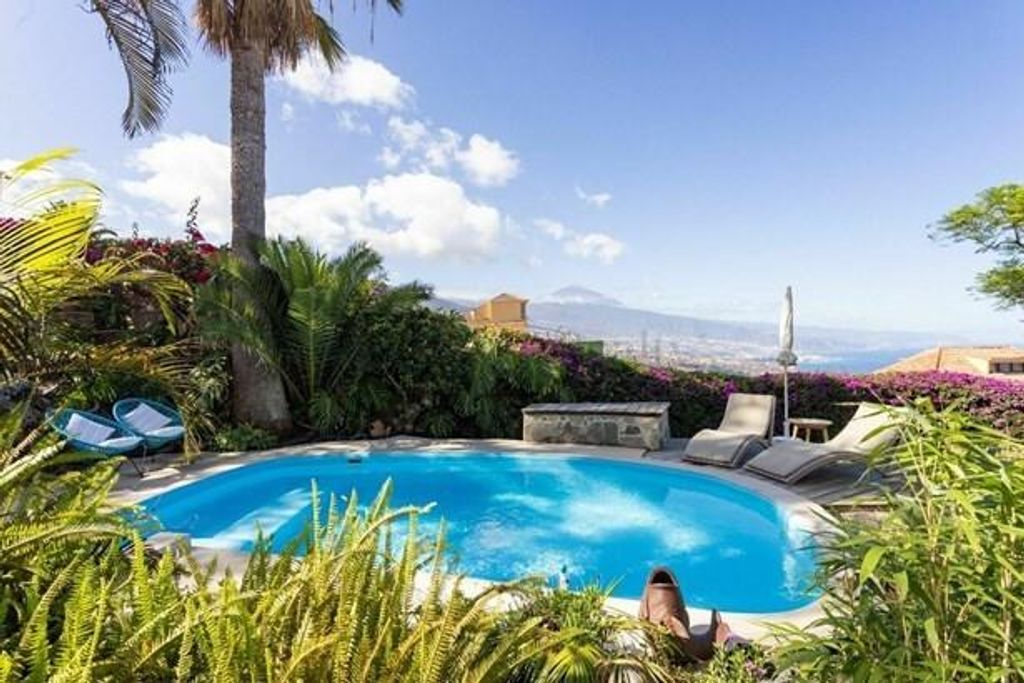 6 room luxury Villa for sale in La Matanza de Acentejo, Spain