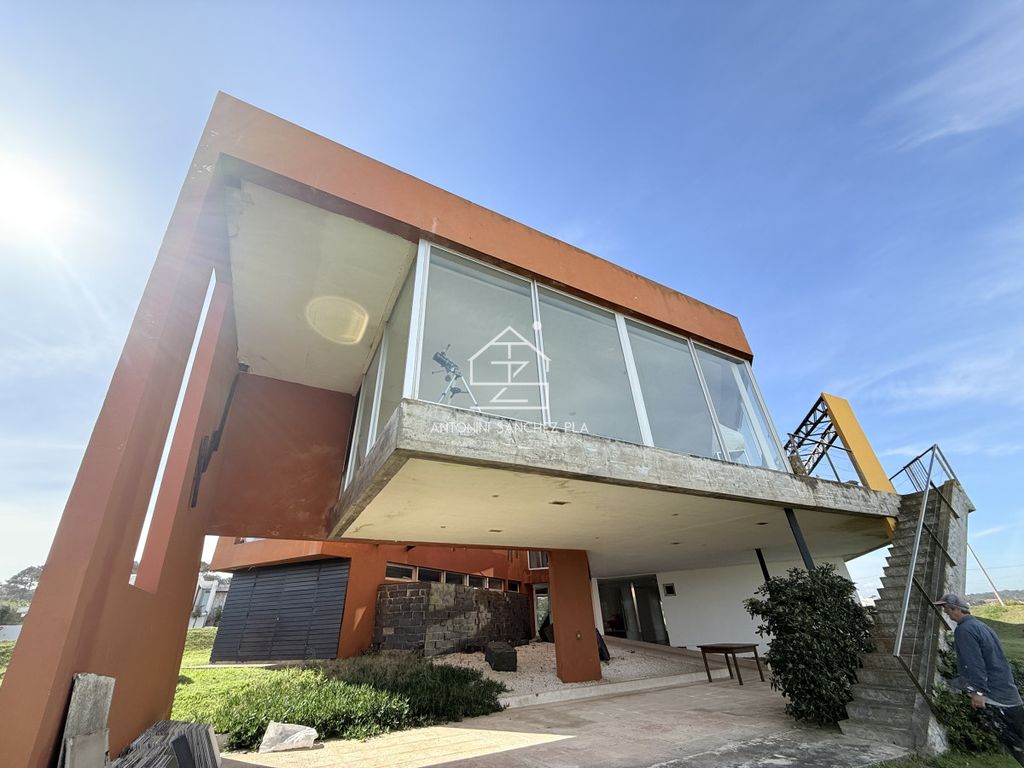 Эксклюзивный Особняк 1200 м2 в продажа La Barra, Уругвай