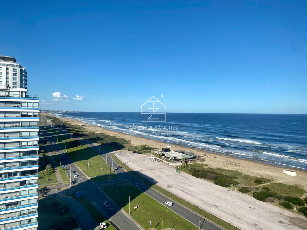 Элитная квартира 180 м2 в продажа Punta del Este, Уругвай