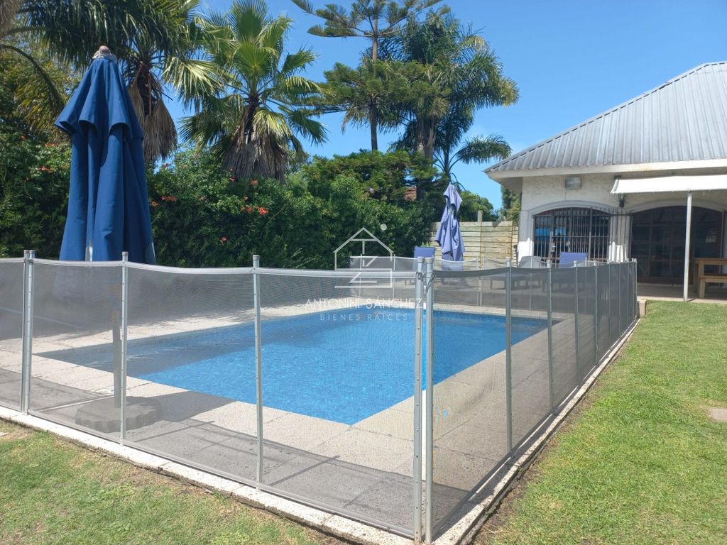 Престижный Особняк 300 м2 в продажа Punta del Este, Departamento de Maldonado
