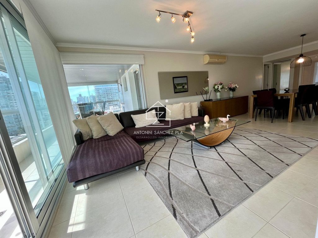 Престижная квартрира 130 м2 в продажа Punta del Este, Уругвай