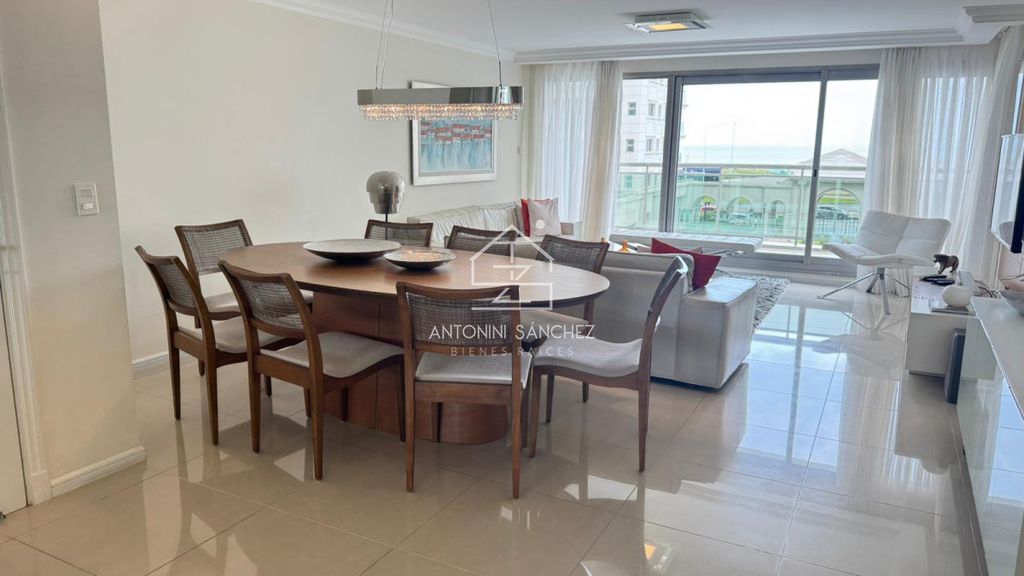 Престижная квартира Avenida Gorlero y Playa Brava, Punta del Este, Punta Del Este, Departamento de Maldonado