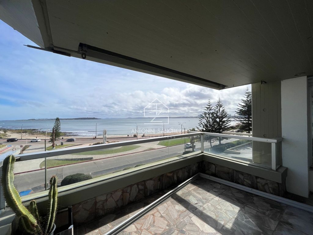 Элитная квартира 130 м2 в продажа Punta del Este, Departamento de Maldonado