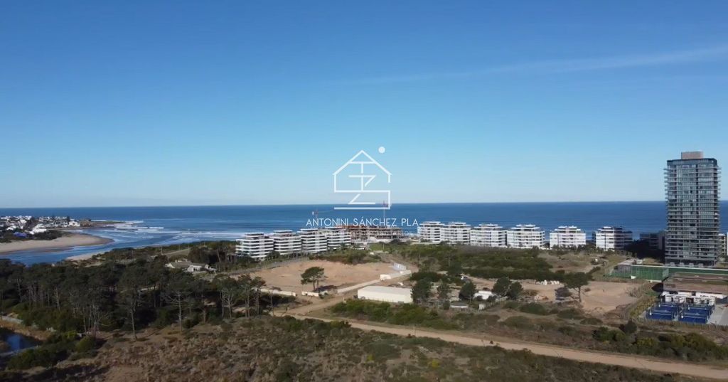 Земельный участок в продаже - Punta del Este, Уругвай