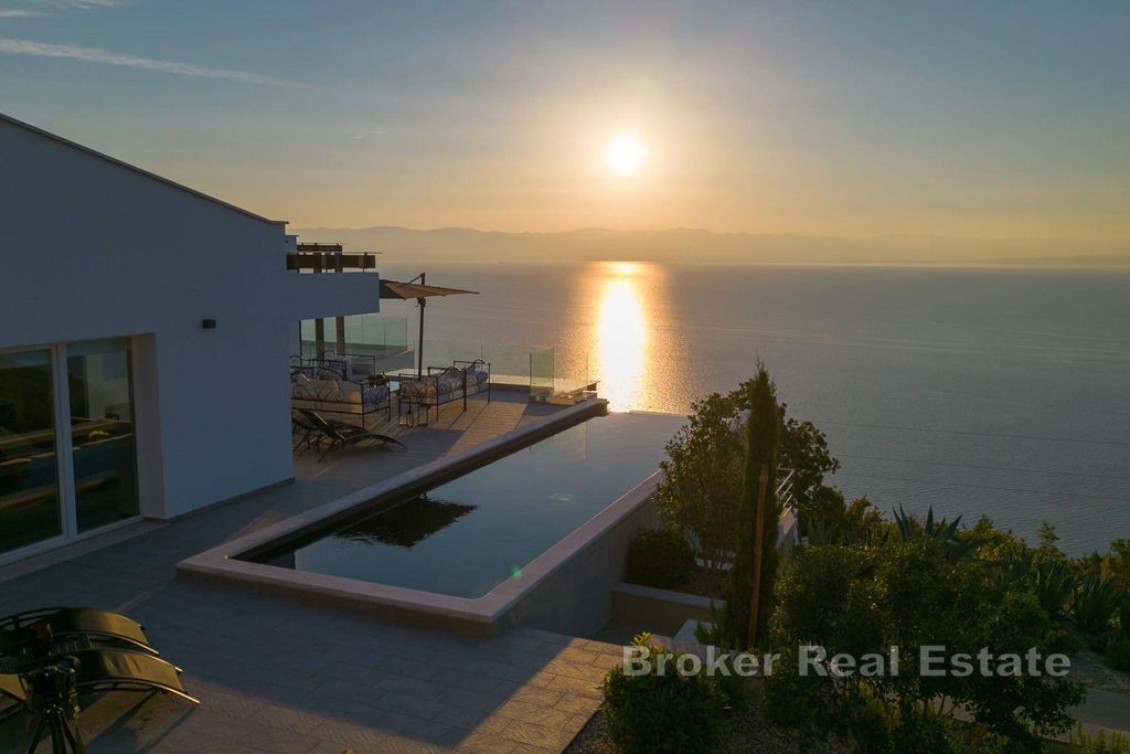 Вилла 470 м2 в продажа Opatija, Zagreb County