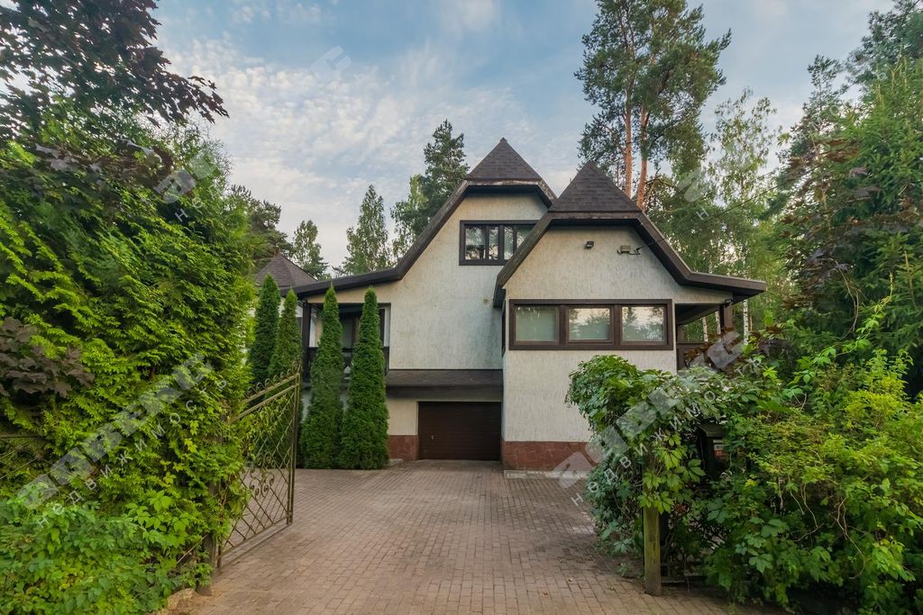 Luxuriöses Haus zu verkaufen in Парголово, Лагерный пер., д.5, лит.а