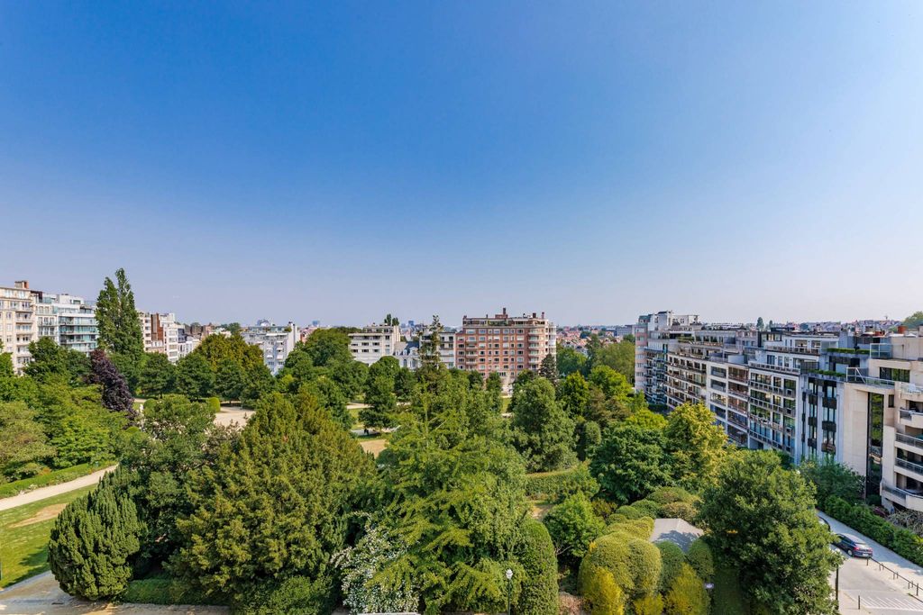 Элитный дом 530 м2 в продажа Ixelles, Bruxelles-Capitale