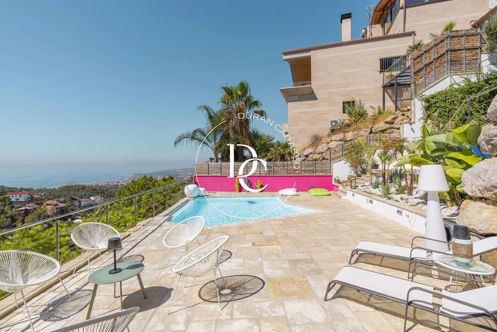 5 room luxury House for sale in Sitges, Catalonia 129312478