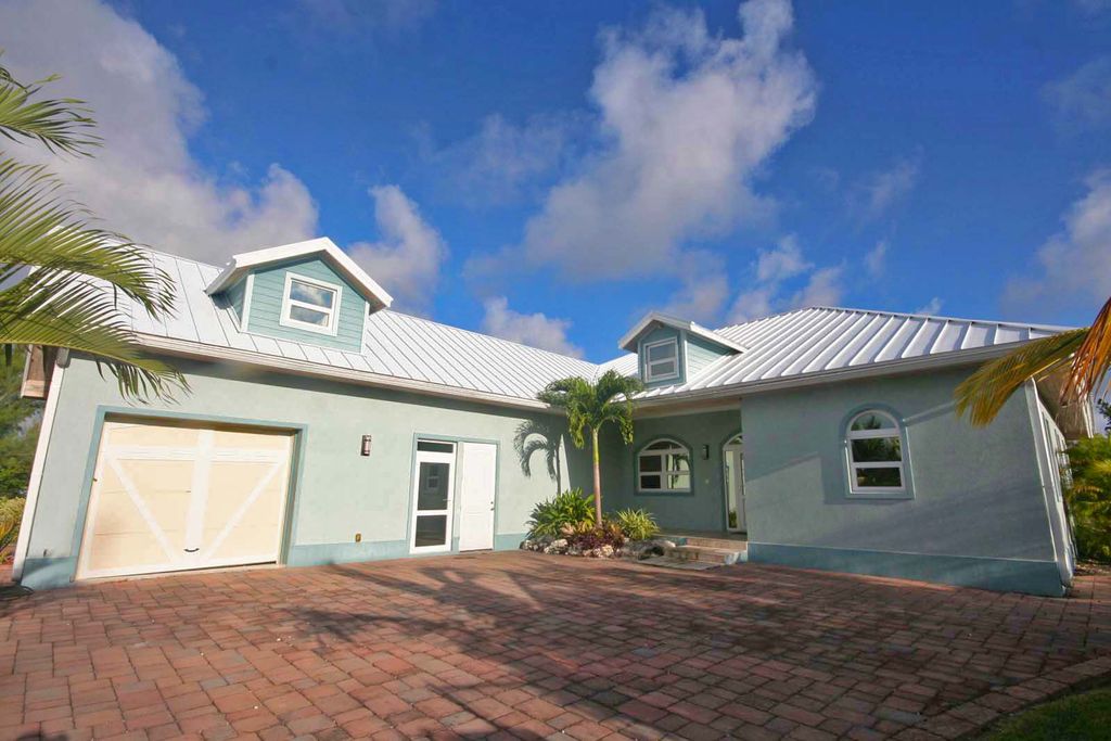 Luxury House for sale in Lucaya, Bahamas 129410692