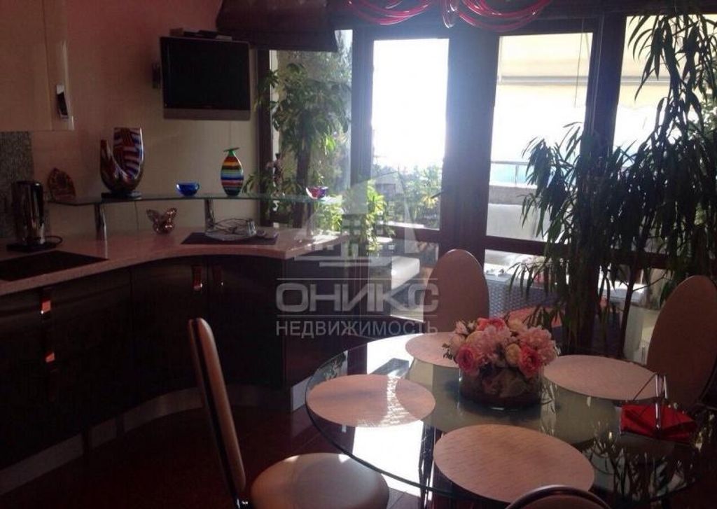 2 bedroom luxury Apartment for sale in Первомайская, Sochi