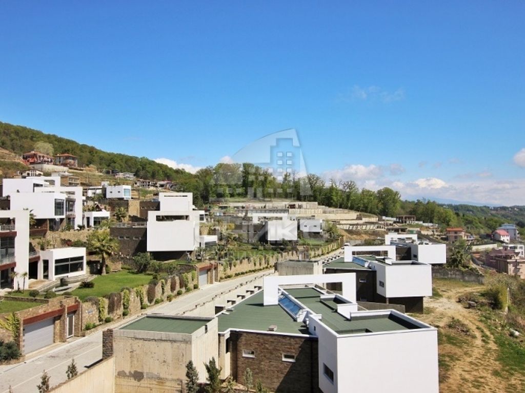 Luxury House for sale in Sochi, Russia 10186448