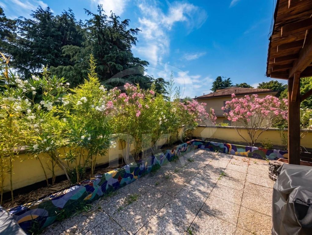 5 room luxury Apartment for sale in via Delle Rose, 32, Bologna, Emilia-Romagna