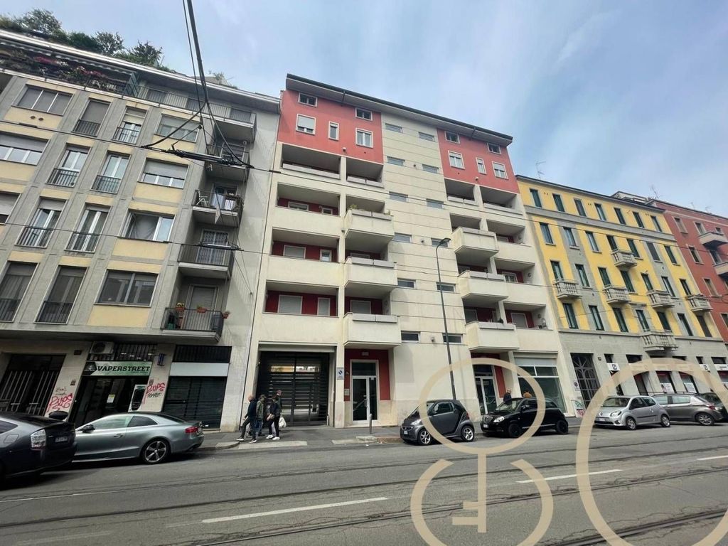 Luxury penthouse for sale in Via Volvinio, 26, Milan, Lombardy ...