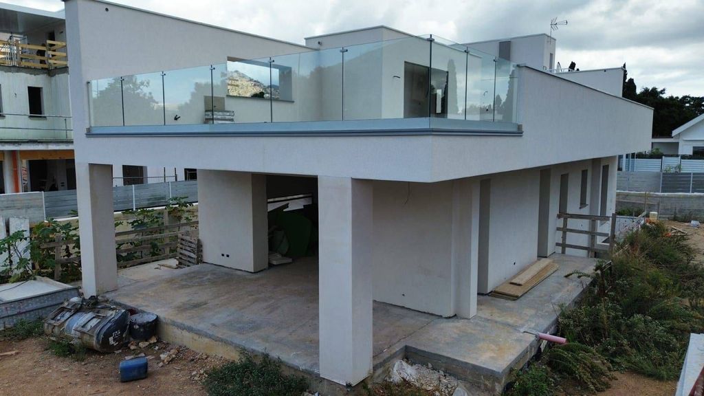 5 room luxury Villa for sale in Via Giuseppe Lanza di Scalea, 2653, Palermo, Sicily