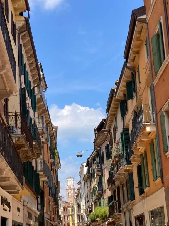 3 bedroom luxury Apartment for sale in Verona, Italy