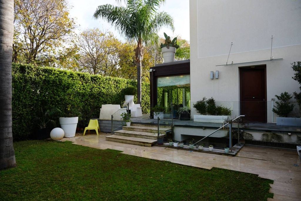 Luxury Villa for sale in Via del Glicine, 11, Palermo, Sicily