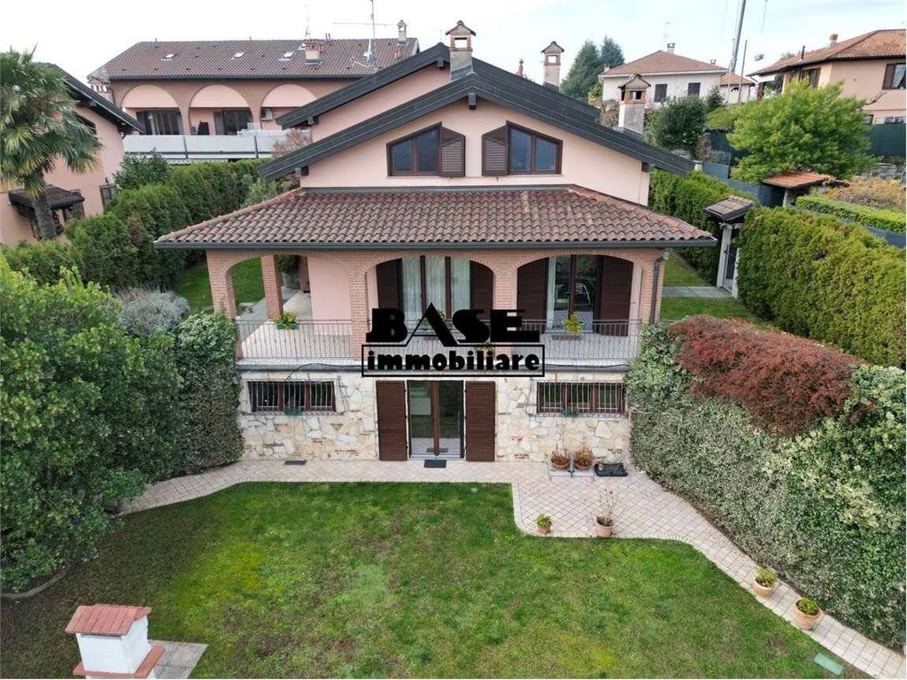 Casa, 310 m²