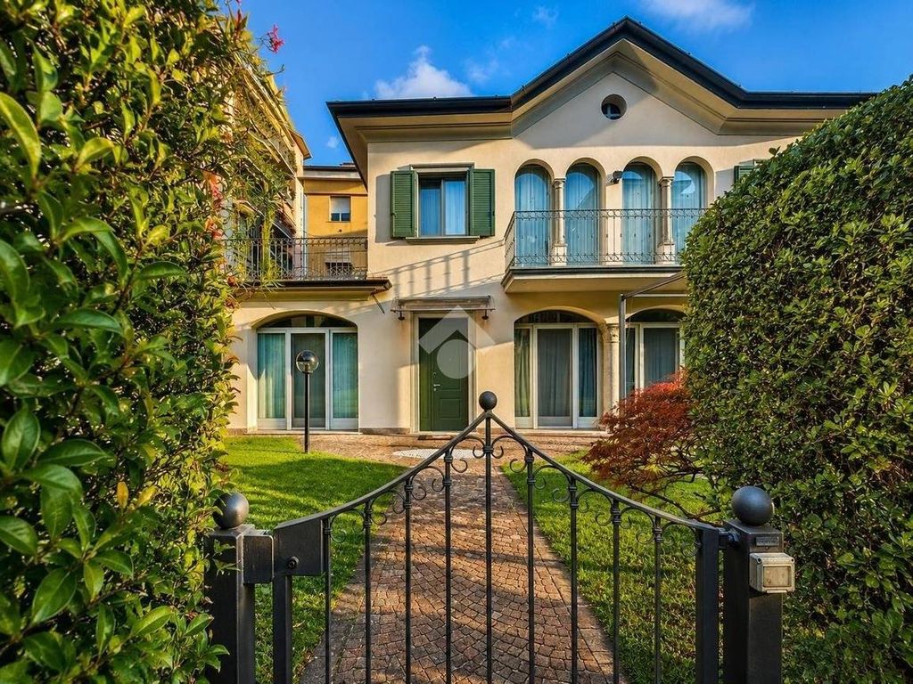 Woning, 267 m²