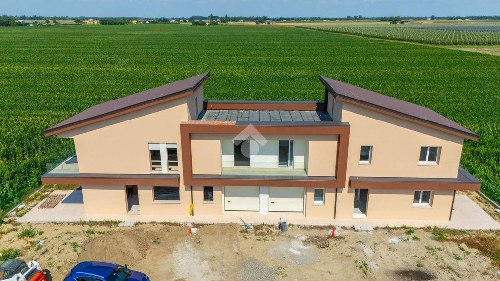Kuća, 173 m²