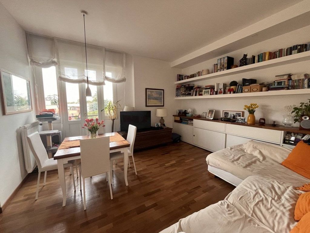 Luxury Apartment for sale in via Mezzofanti ,43, Bologna, Emilia-Romagna
