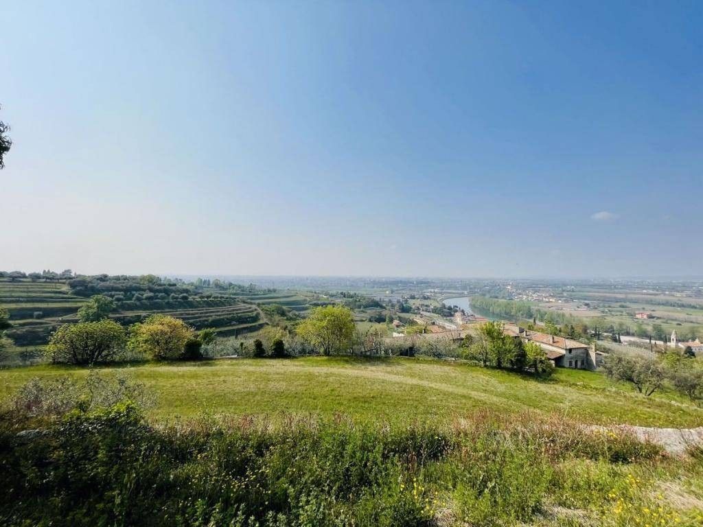 5 bedroom luxury Villa for sale in Strada DEI MONTI, SNC, Verona, Veneto