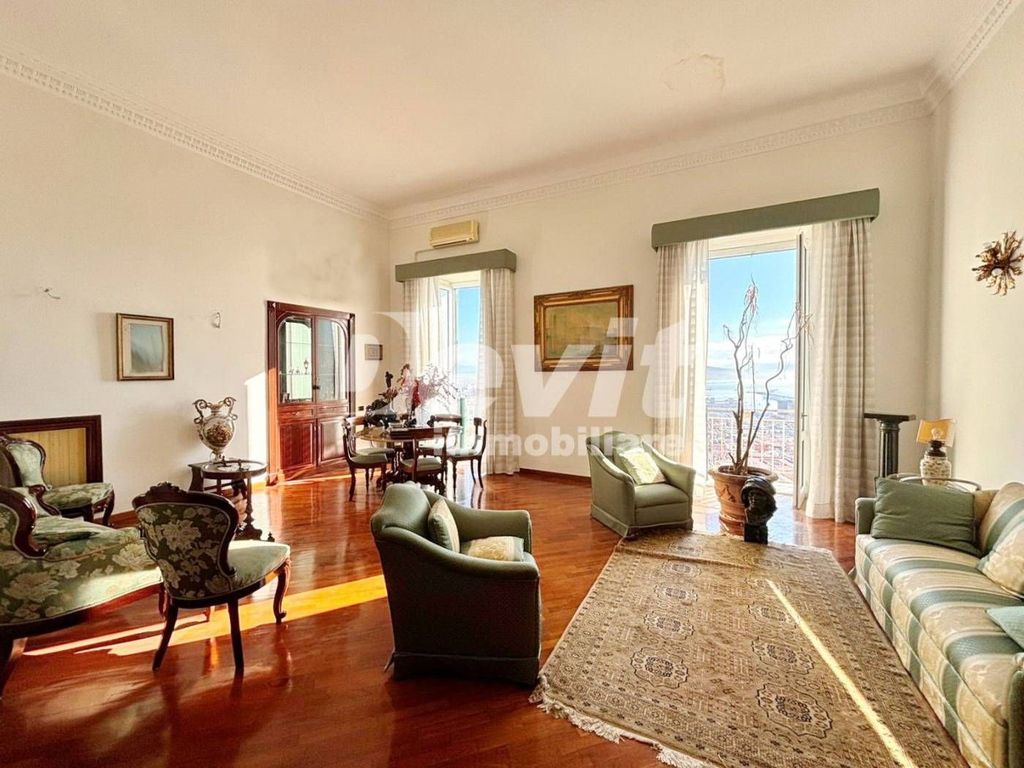 Appartamento 3 locali, 230 m²