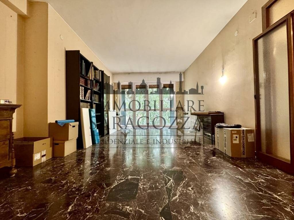 Luxury Apartment for sale in VIA ODONE BELLUZZI, 7, Bologna, Emilia-Romagna