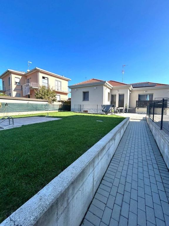 Casa – Gorla Minore - Vista 2