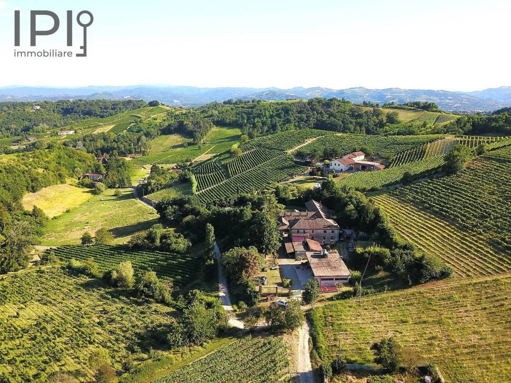 11 bedroom luxury Villa for sale in regione bagnario, 47, Strevi, Piedmont - View 2