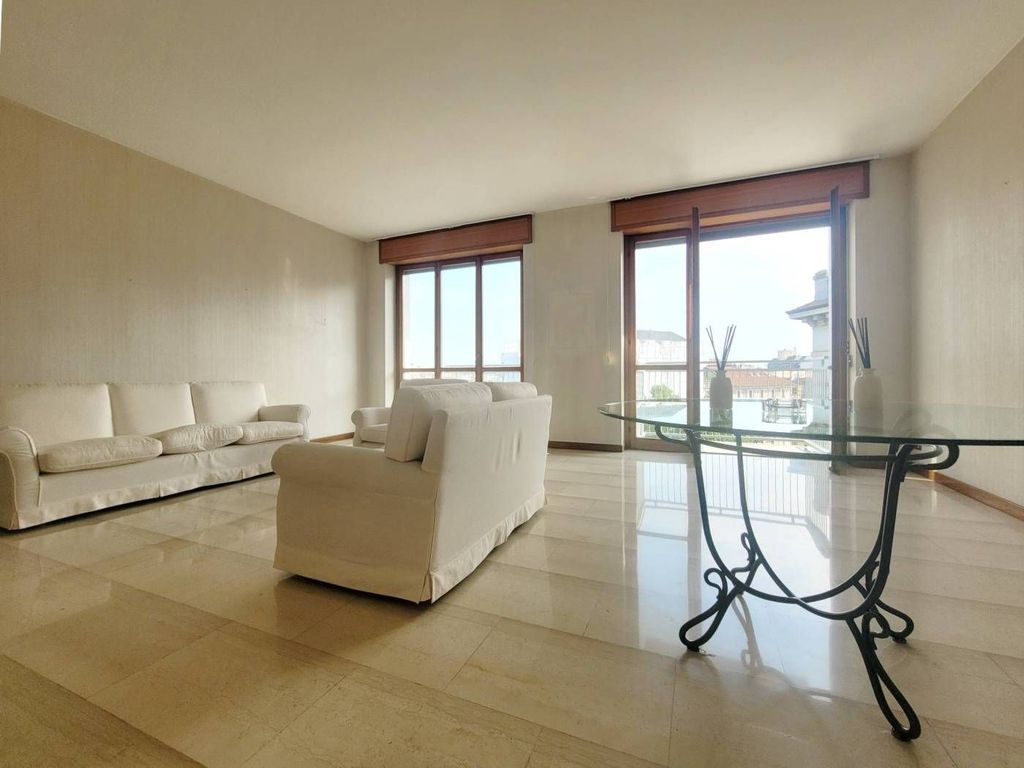 Appartamento – Milan - Vista 2