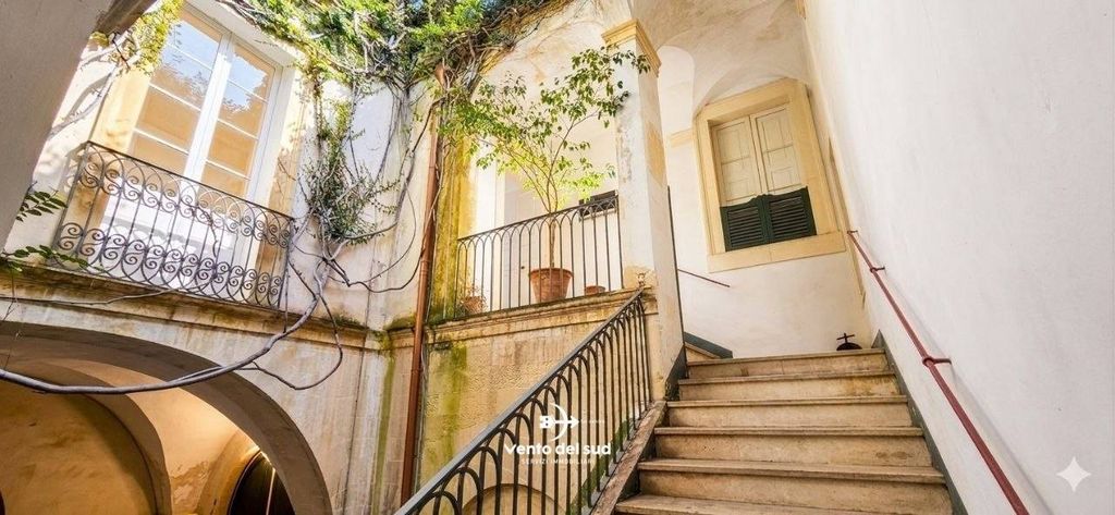 Luxury Flat for sale in Via Ascanio Grandi, Lecce, Provincia di Lecce, Apulia - Vista 2