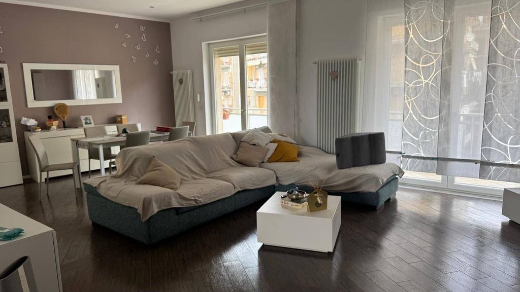 Luxury Flat for sale in Via Domenico Fontana, Naples, Campania - Vista 2