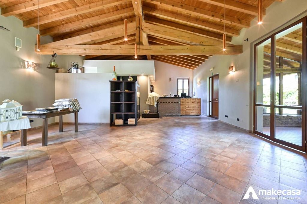 4 room luxury Villa for sale in via XX Settembre, 15, Tavazzano, Lombardy - Vista 2