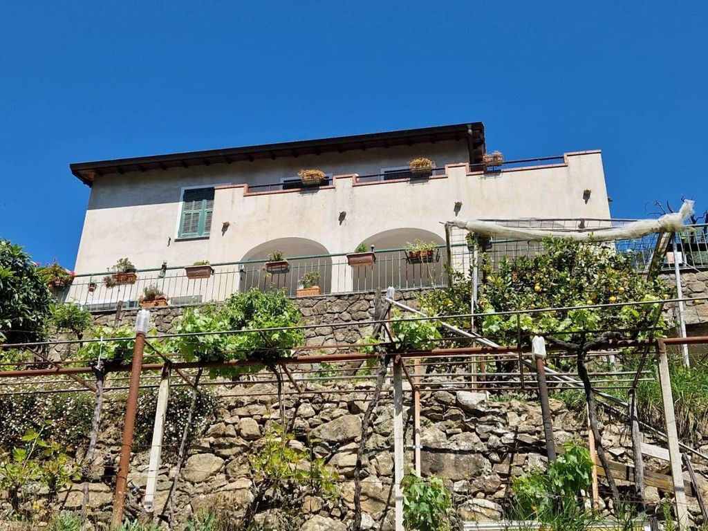 Casa – Apricale - Vista 2