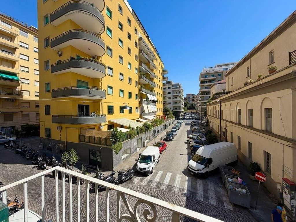Appartamento – Napoli, Chiaia, Municipalità 1 - Vista 2
