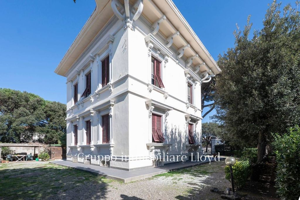 Luxury Villa for sale in Via di Gualduccio, 34, Pisa, Tuscany - View 2