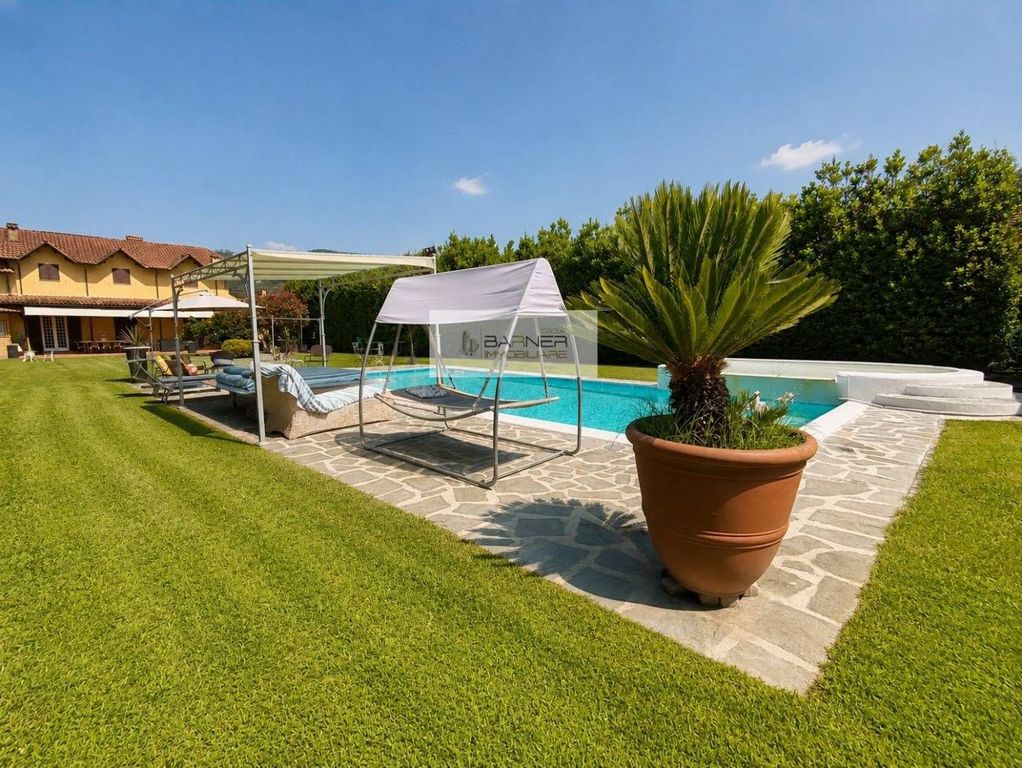 Casa – Massarosa, Piano di Mommio - Vista 2