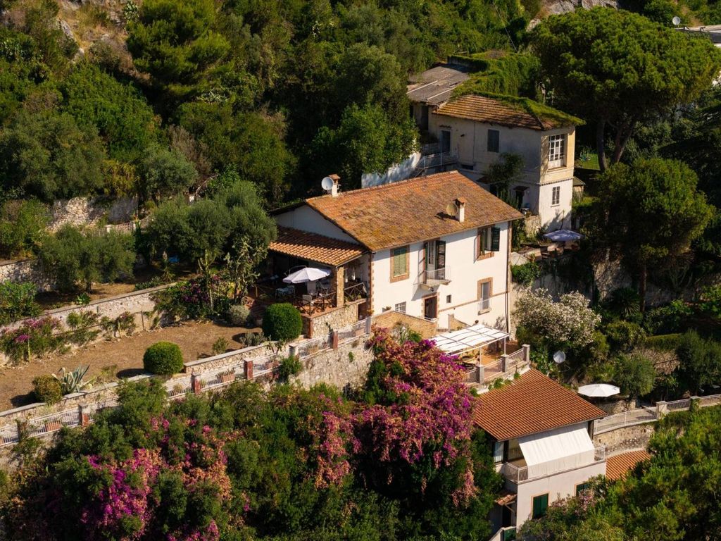 Casa – Terracina, Piazza Palatina - Vista 2