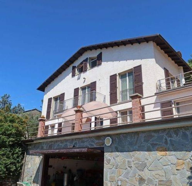 Luxury Villa for sale in Località Bastia, Licciana Nardi, Tuscany - Vista 2