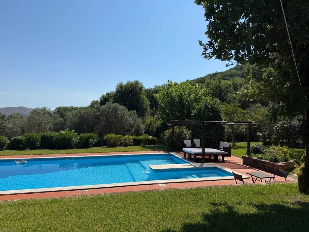 Casa – Castel Morrone - Vista 2