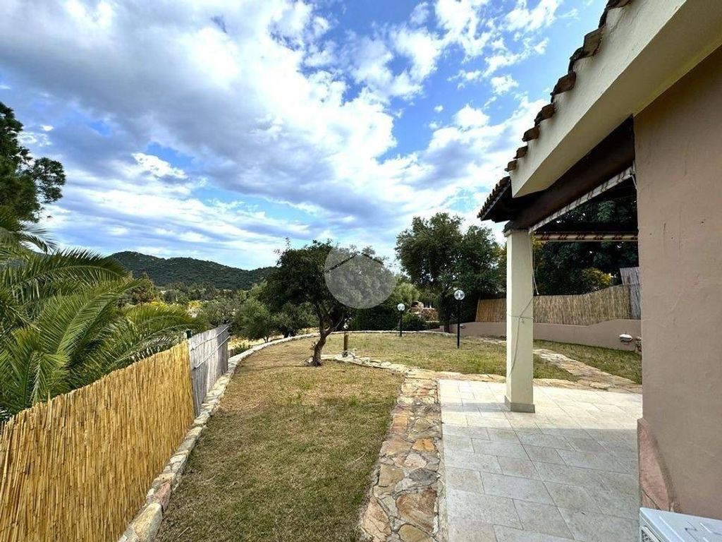 4 room luxury Villa for sale in Loc. Nuraghe Giardone, Villasimius, South Sardinia, Sardinia - View 2
