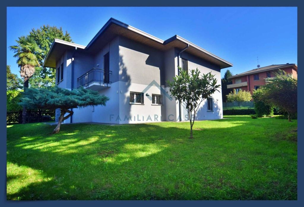 Casa – Buguggiate - Vista 2