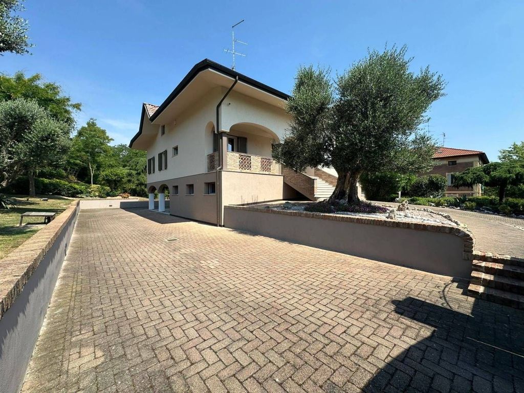 House in Casalgrande, Osteria Vecchia - View 2