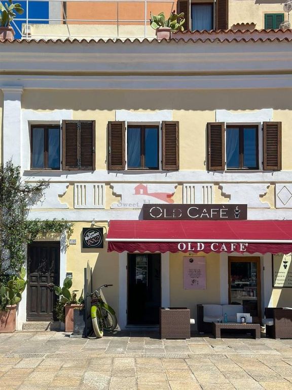 5 room luxury Flat for sale in Via Principe di Napoli, 15, La Maddalena, Sardinia - Vista 2