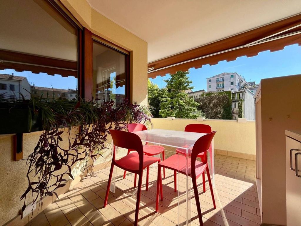 Apartment in Milan - View 2