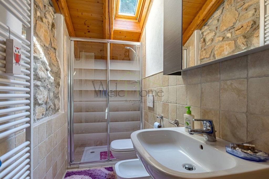 2 bedroom luxury House for sale in Via ai Monti, 11, Albavilla, Provincia di Como, Lombardy - View 2
