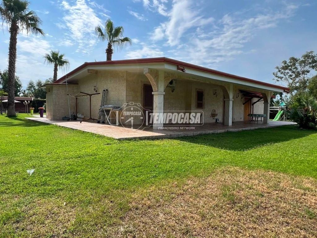 4 room luxury Villa for sale in Via AGNANO ASTRONI, Naples, Campania - Vista 2