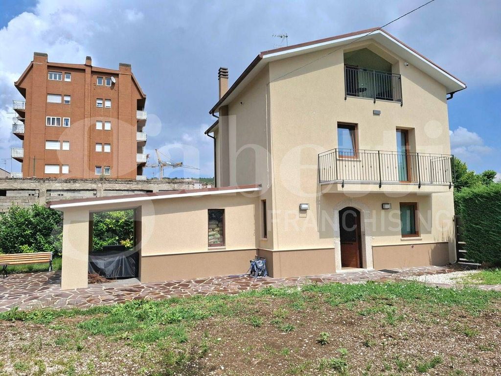 Casa – Rocca di Mezzo - Vista 2